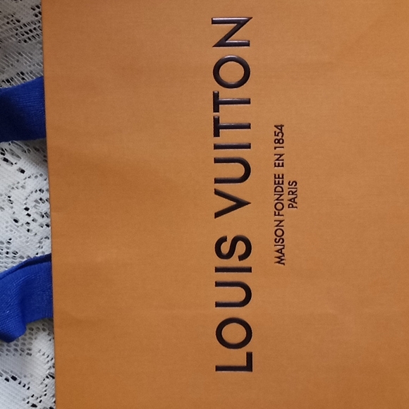 Authentic Empty Louis Vuitton box and bag - Picture 3 of 8